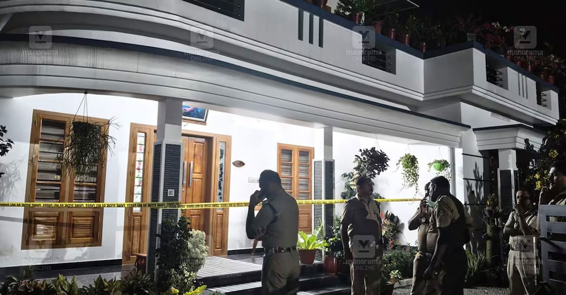 Police personnel at the residence in Kanjirapally. Photo: Manorama