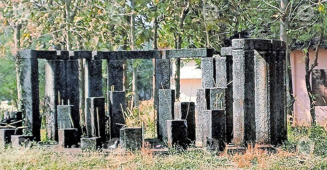 The unfinished sculpture based on Kayyoor uprising. Photo: Special Arrangement