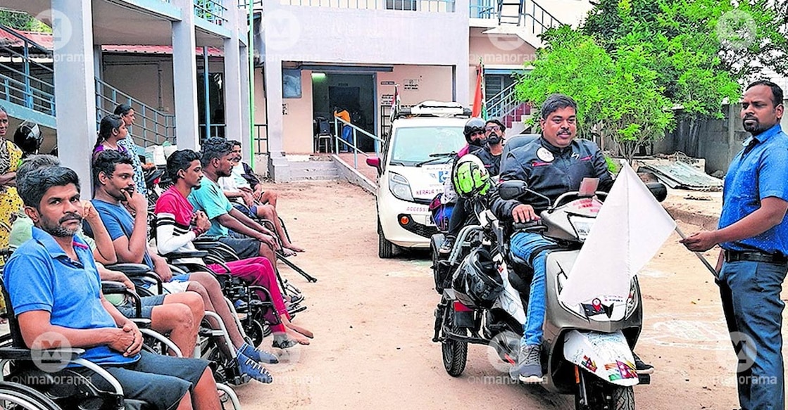 The team of disabled, which started from Edavilangu in Thrissur on three-wheeled scooters, arriving at the Sahay Rehabilitation Centre in Coimbatore.