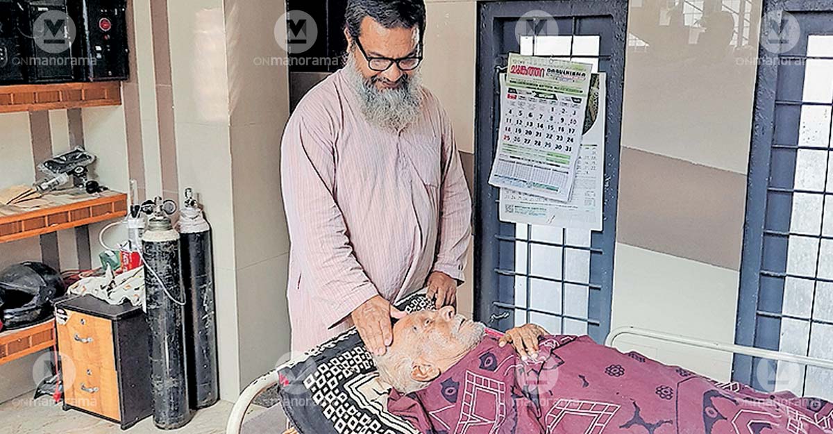 Landlords step in to care for ailing doctor in Thrissur's Punnayur
