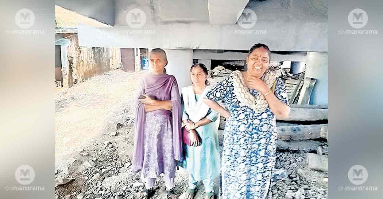 Newly Opened Konathattu Bridge in Kumarakom Leaves Reside...