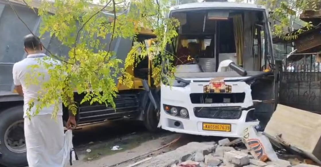 Mini bus carrying Sabarimala pilgrims rammed into a lorry in Mammiyoor. Photo: Special Arrangement