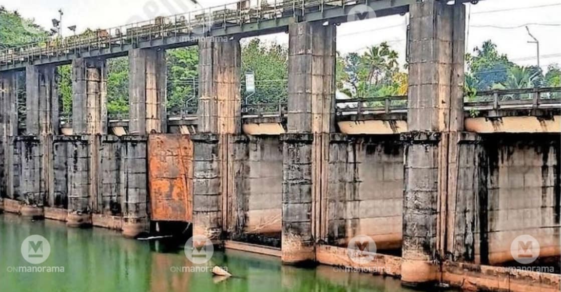The Kanakkankadavu regulator-cum-bridge. The damaged shutter can be seen in the center. Photo: Special Arrangement