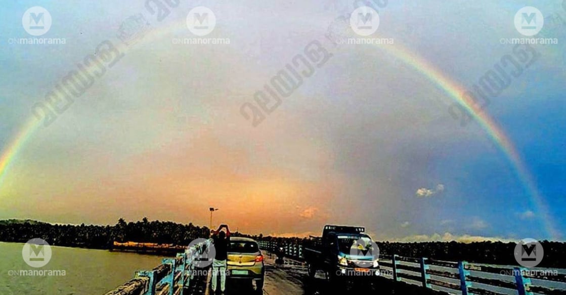 Author template- ANASWARA  - karanthur-bridge