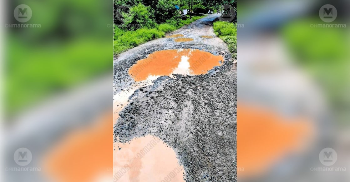 The dilapidated Anakkayam–Kanjar Road. Photo: Special Arrangement.