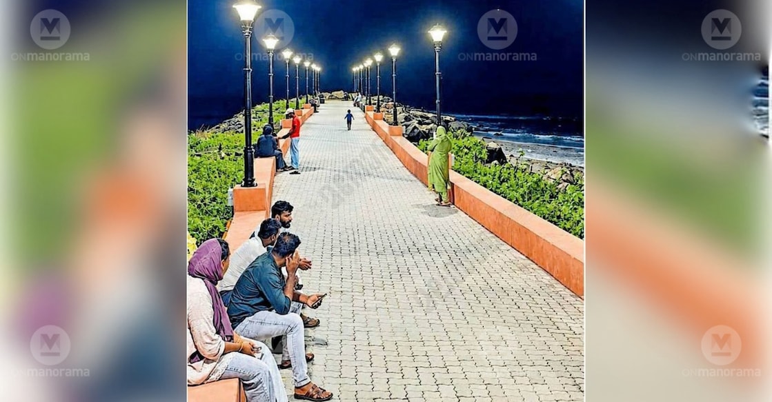 Night view of Padinjarekkara Sunset Beach. Photo: Special Arrangement
