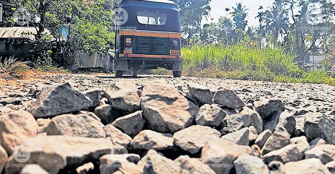 Loose metal strewn across the dug up stretch of the Changadakkadavu–Parakkuni Road. Photo: Special arrangement