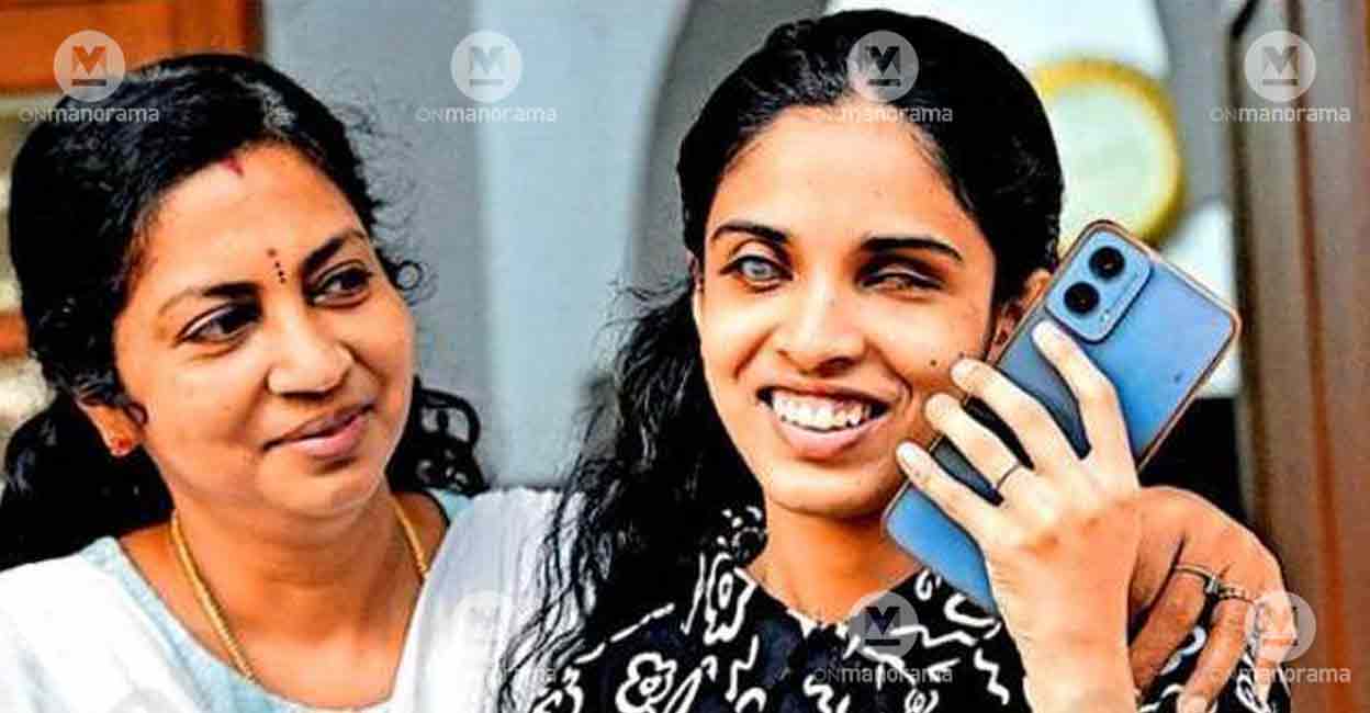 How Rinsha, a Visually Impaired Woman from Kannur, Secure...