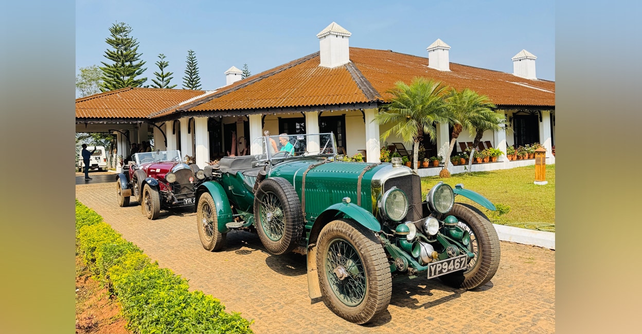 English men drive century-old Bentleys to Kochi, turn heads