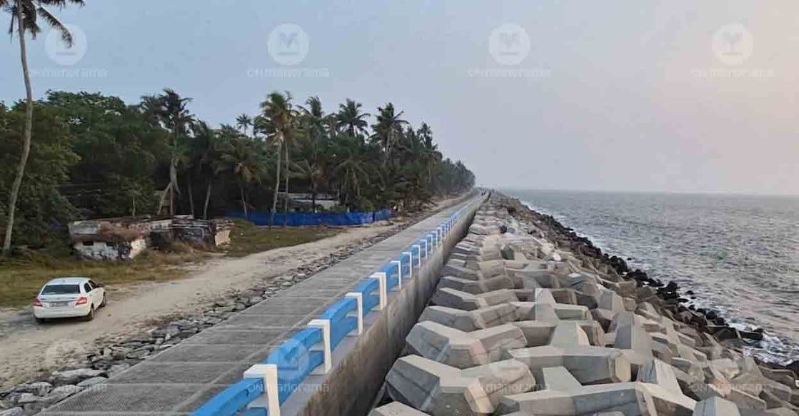Newly constructed tetrapod seawall and walkway at Chellanam. Photo: Onmanorama