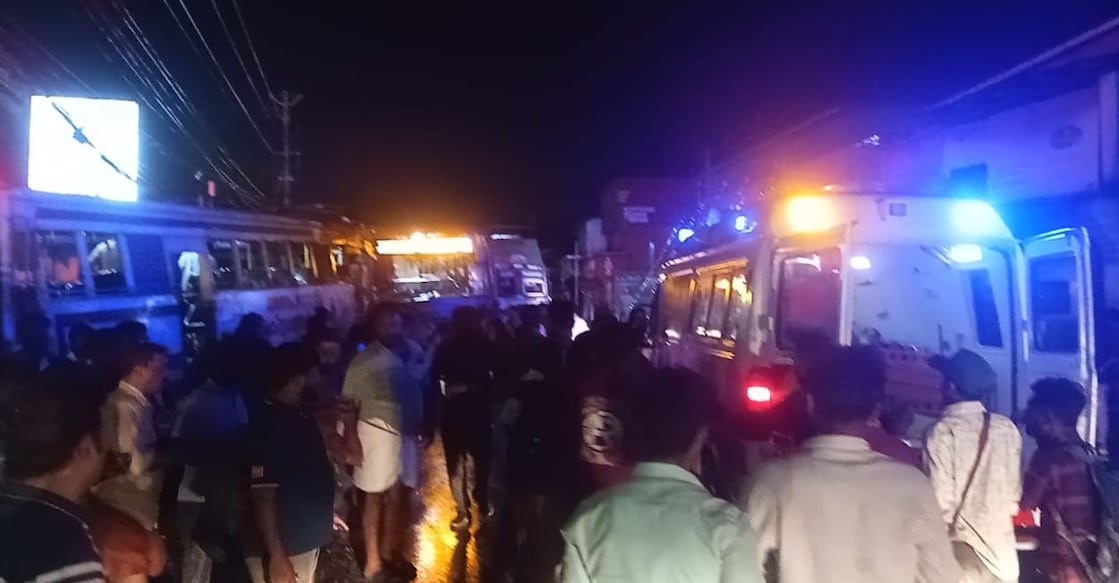 The accident occurred around 10.15 pm near the One Way Junction in the heart of Kunnamkulam town. Photo: Special Arrangement