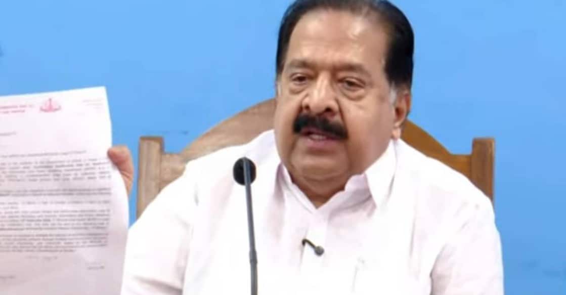 Congress leader Ramesh Chennithala addresses media in Thiruvananthapuram. Photo: Screengrab/Manorama News