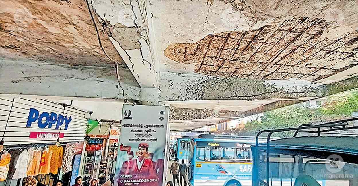 Falling plaster and cracks turn Feroke bus stand in Kozhikode into a hazard