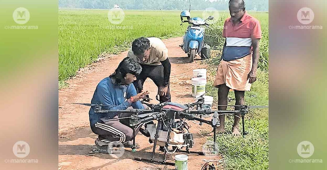 heli-drone-pesticide