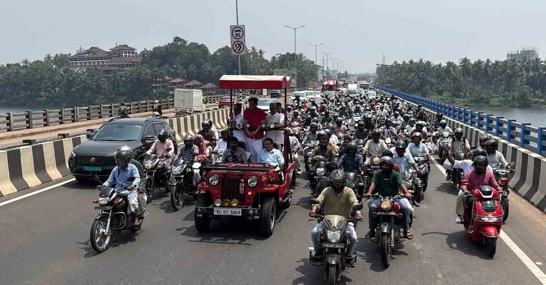 PWD Minister Mohammed Riyas' road show on Ramanattukara-Vengalam reach of NH 66. Photo: Special arrangement