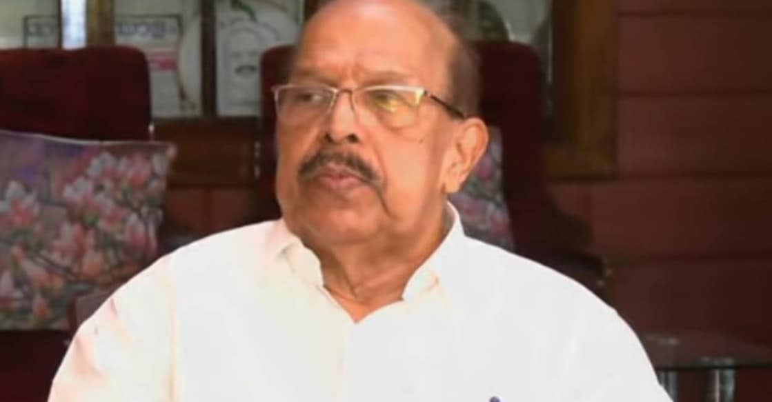 G Sudhakaran addresses media in Amabalapuzha. Photo: Manorama News