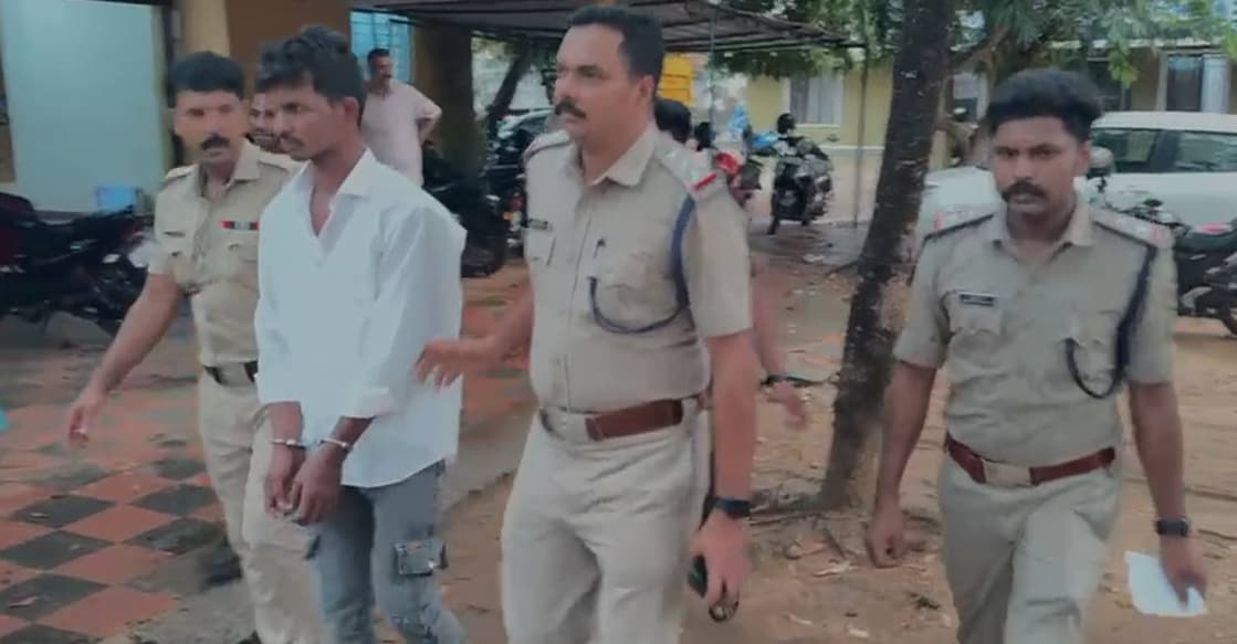 Pandalam police with Marutharaj. Photo: Special Arrangement. 