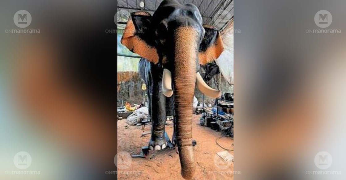 Punnakkapparambil Mahadevan, the robotic elephant to be ceremonially offered at the Punnakkapparambil Bhadrakali Vishnumaya Temple in Mala. Photo: Special arrangement