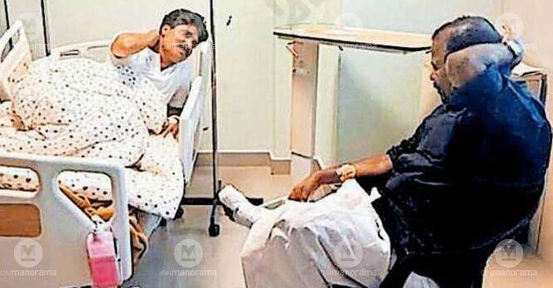 When I C Balakrishnan (R) visited T Siddique in latter's hospital room. Photo: Special arrangement