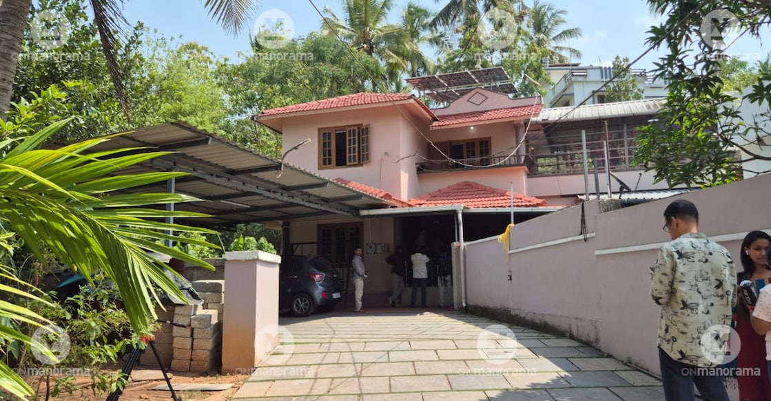 Meenu Article Images - kozhikode-murder-suicide