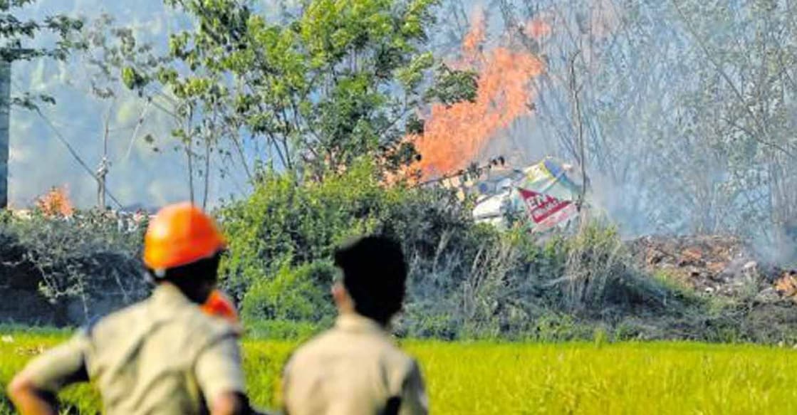 Rescuers looking at the site of the explosion at a fireworks storage facility during the rescue mission at Mundathikkodu in Thrissur. Photo: Manorama