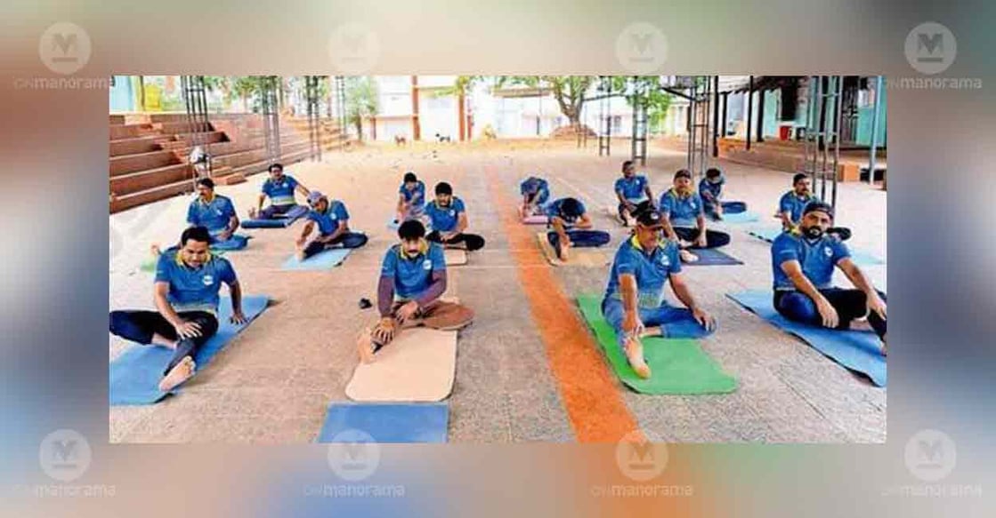 yoga-session-sport-fit