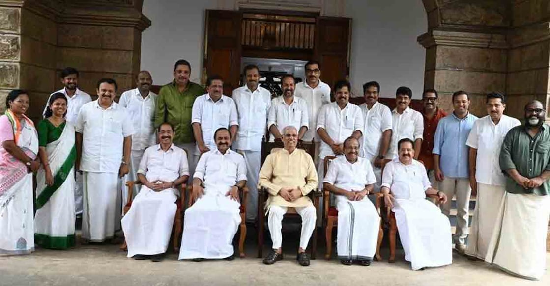 UDF ministers with Governor Rajendra Arlekar after swearing-in ceremony. Photo: PRD