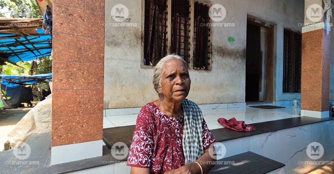 image - kizhukkambalam protest