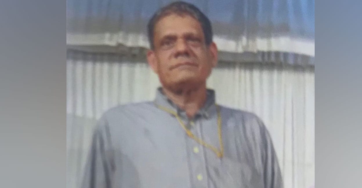 A 71-year-old man, facing severe financial difficulties and unable to retrieve his investment, died after setting himself alight at a Congress.man dies after self-immolation attempt, suicide bid at Congress leader's house, Kozhikode man sets himself on fire, financial distress leads to tragic death, Vadakara incident, Ibrahimkutty Haji, Kadathanad Labour Contract Society, Congress secretary Sudheer, burn injuries, cooperative society dispute, investment withdrawal failure, man commits suicide due to financial problems, Kerala man burns himself alive, Thiruvallur resident, police investigation into suicide