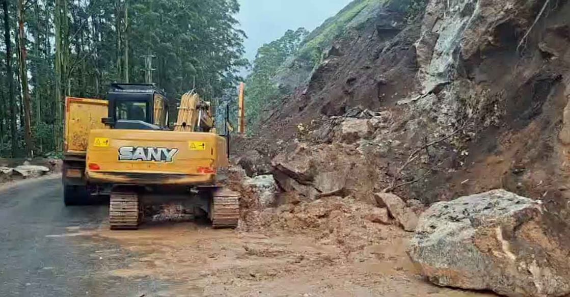 Landslip on the National Highway in Munnar. Photo: Special arrangement