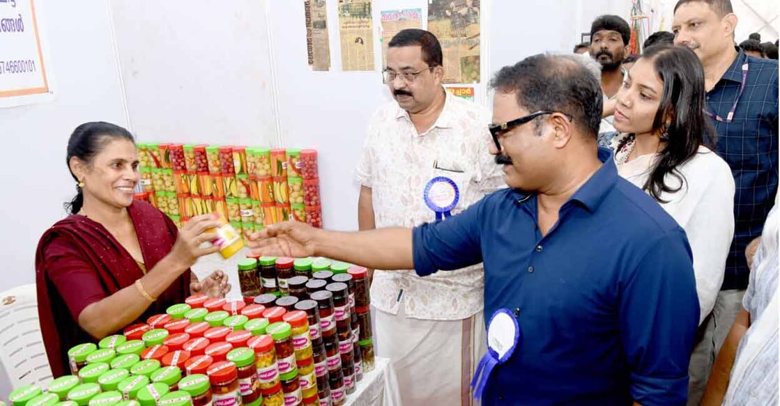 Local Self-Government Minister K M Shaji after inaugurating the State-level ‘Onam with Kudumbashree’ marketing fair at Alappuzha Beach. Photo: Special arrangement