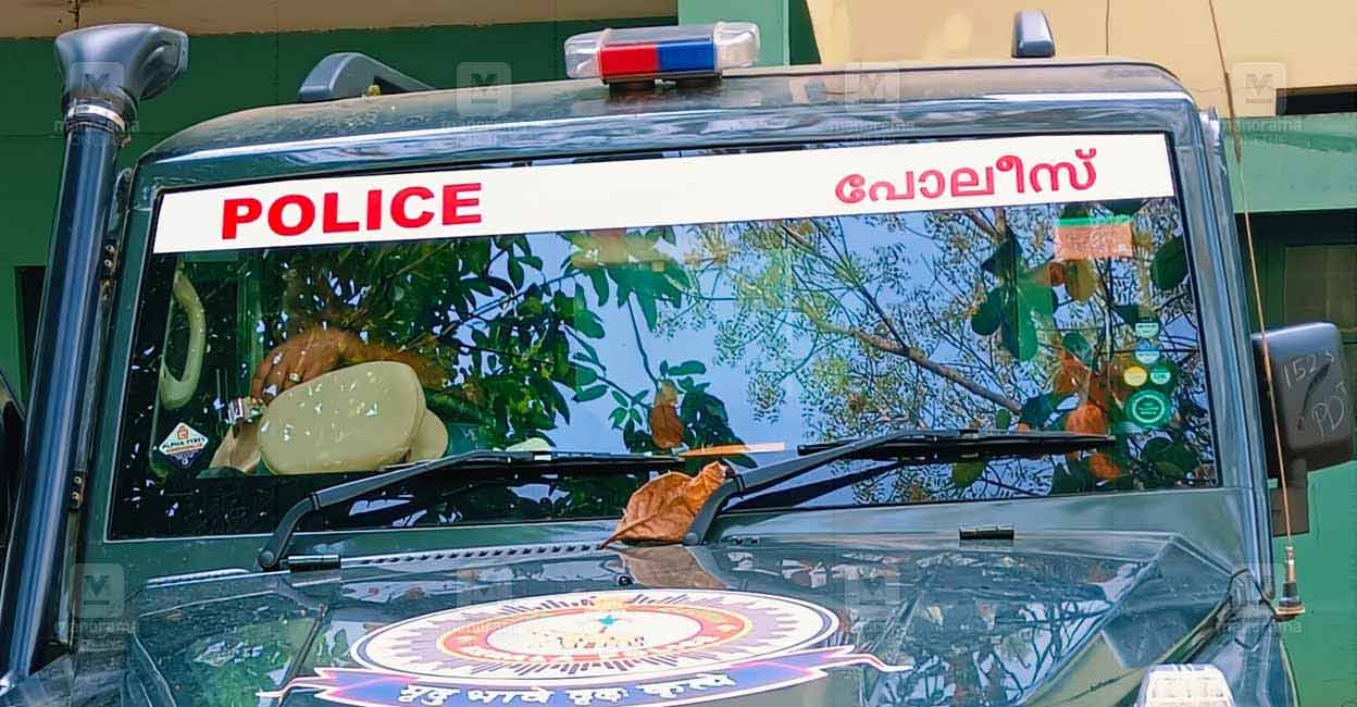 Five police officers, including a Sub-Inspector, have been transferred following a controversial lathi charge within Madakkara Mosque. Boots worn by.Madakkara Mosque incident, Vadakara police action, Kozhikode police transfers, Chombala police station, Mosque lathi charge, Police boots in mosque criticism, Case registered mosque clash, Vadakara prayer disruption, Kozhikode Rural District Police, Sub-Inspector Shameel P P transfer, ASI Manojan MV transfer, ASI Manoj Kumar K M transfer, CPO Anilkumar N P transfer, CPO Praveenkumar C transfer, New SHO Chombala police station