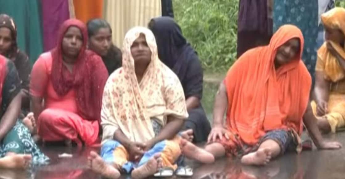 The family of the missing fisherman protesting lapses in the conduct of rescue operations. Photo: Manorama News
