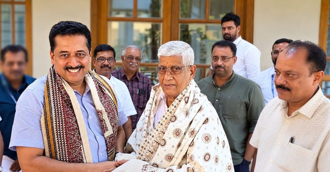 General Education Minister N Samsudheen at NSS General Secretary G Sukumaran Nair at the NSS headquarters at Perunna, Changanassery. Photo: Special arrangement