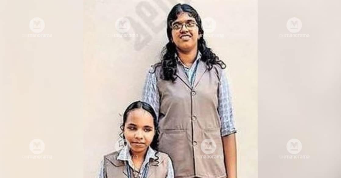 K J Jyotsna and Arya Prakash, who have been selected for the Kerala team to compete in the National Blind Cricket Tournament. Photo: Special Arrangement.
