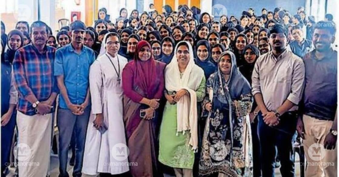 Municipal Chairperson V Rinisha inaugurates the Mission 1000 project at St. Gemmas Girls Higher Secondary School, Malappuram, in the presence of council members and students. Photo: Special Arrangement