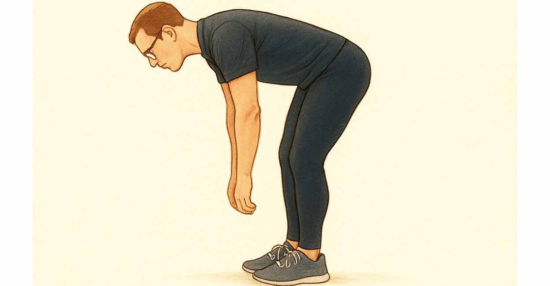 Unlike many workout moves, you can benefit from a hip hinge whether you are a beginner at workouts, an athlete, an older adult or even those with hours-long desk jobs and stiff backs. Photo: AI-Generated