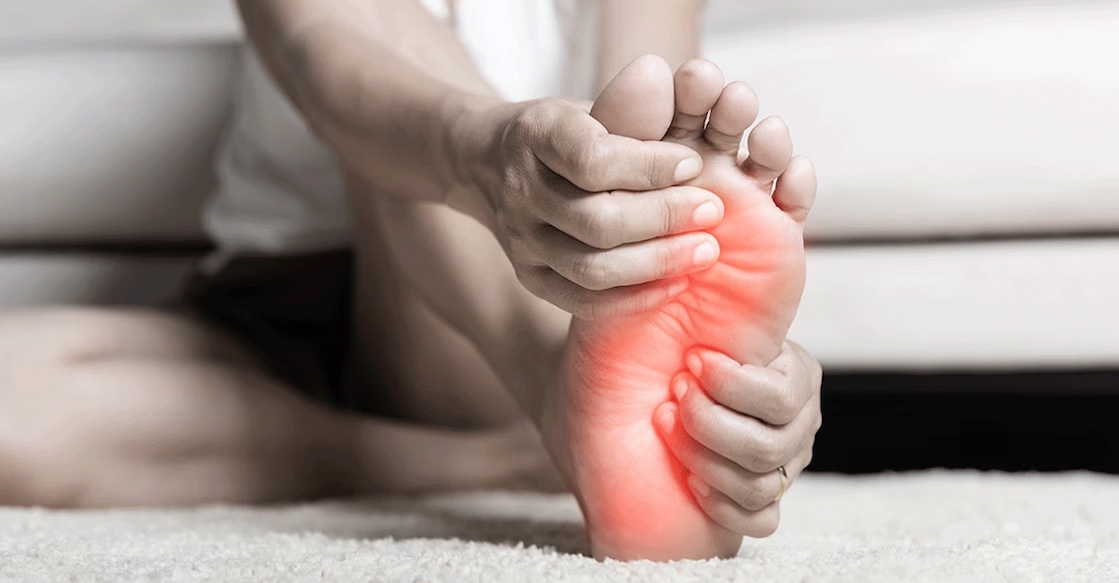 swollen-feet-reasons Make sure to seek proper medical attention, as foot numbness is a symptom that shouldn’t be taken lightly. Photo: iStock/Sorapop
