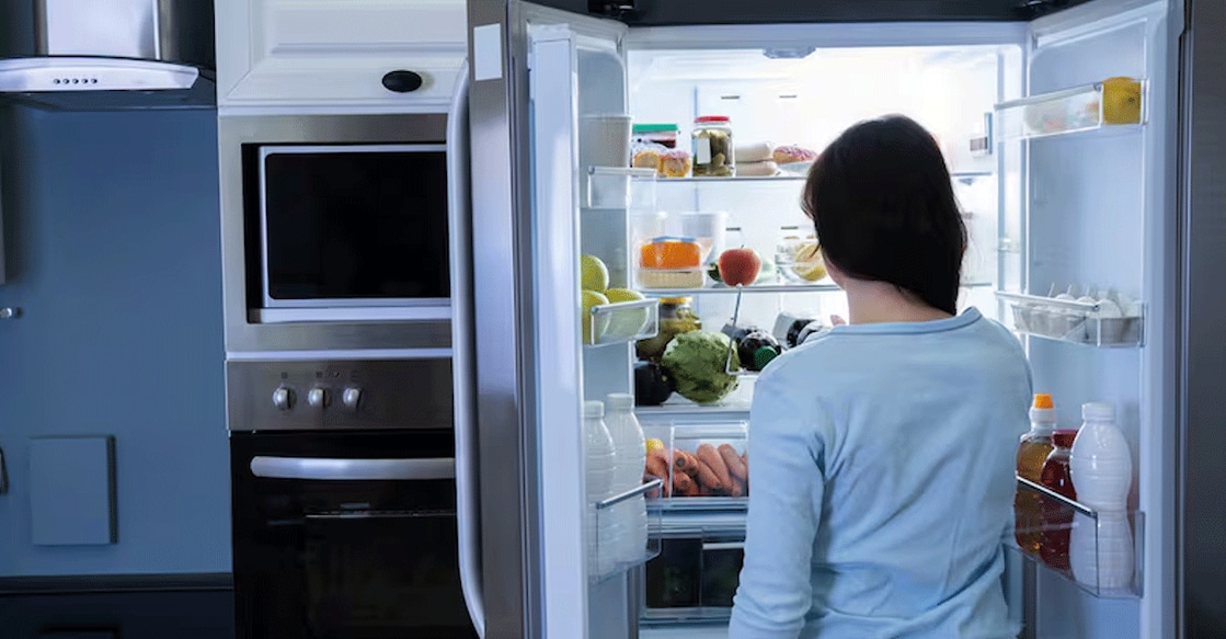 refrigerator-food-storing-tips Do not store cooked and uncooked food together in the fridge, as there is a risk of cross-contamination. Photo: iStock/AndreyPopov