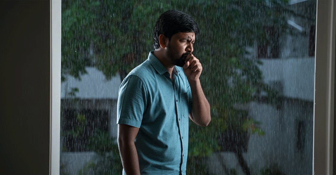 Drink hot water during monsoon season. AI-Generated image