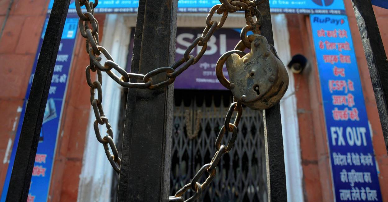 Bank employees call for strike tomorrow, PSB services lik...