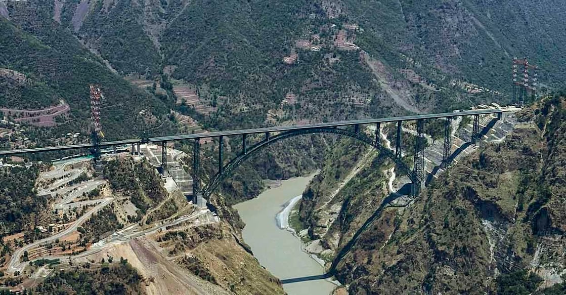 rail-bridge-chenab-river-jpeg rail-bridge-chenab-river-jpeg
