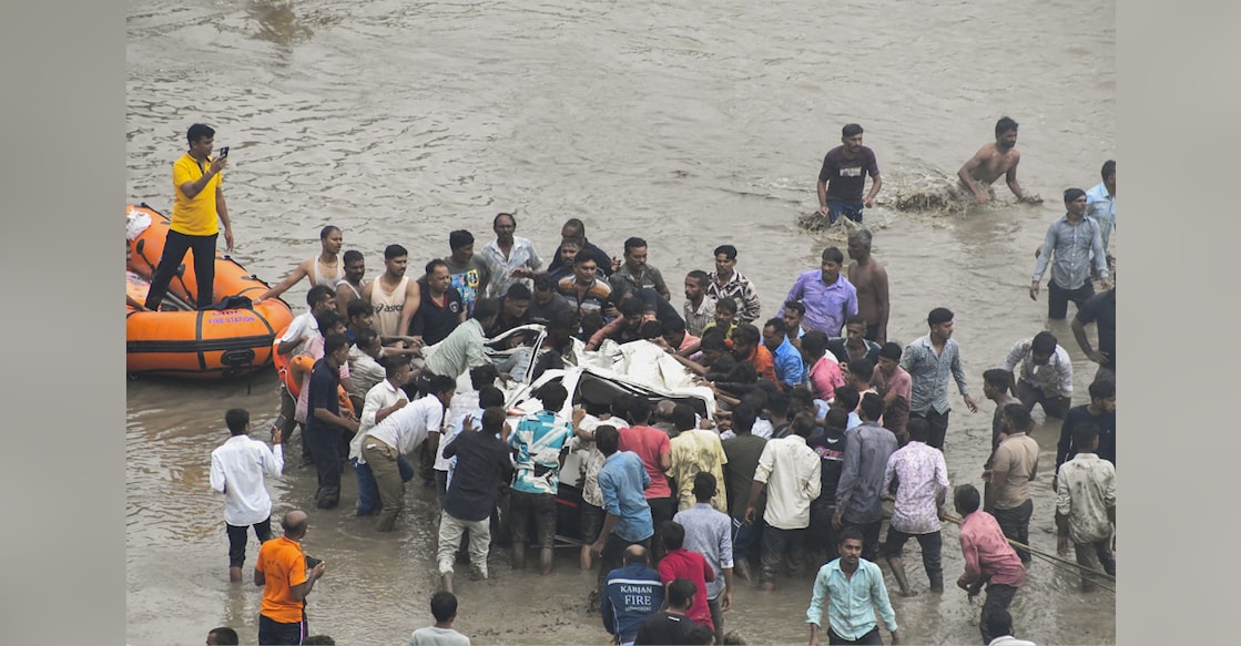 vadodara-bridge-collapse