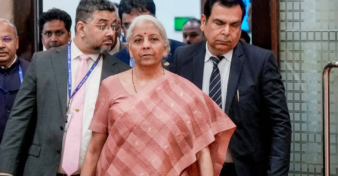 Finance Minister Nirmala Sitharaman and RBI Governor Sanjay Malhotra arrive for a meeting of the Reserve Bank of India Central Board, at the RBI headquarters, in New Delhi. Photo: PTI