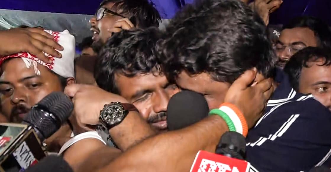 picture - jharkhand-govt-calls-off-protest