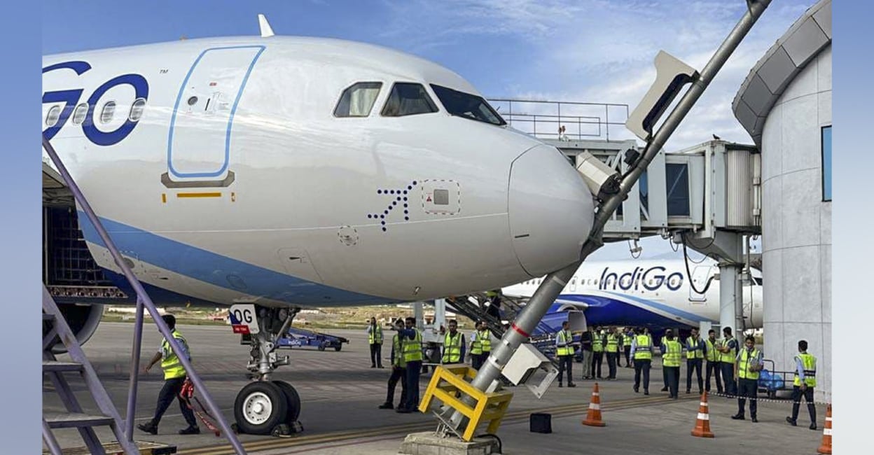 IndiGo flight hits pole while parking at Srinagar airport