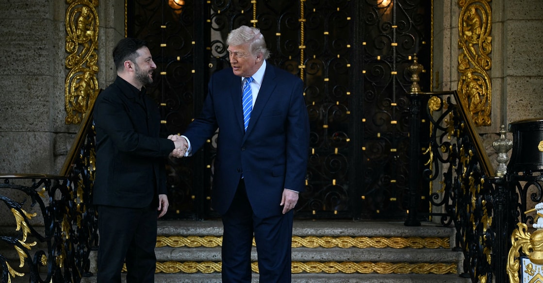 US President Donald Trump welcomes Ukrainian President Volodymyr Zelensky at his Mar-a-Lago residence in Palm Beach, Florida, on December 28, 2025. Photo: Jim WATSON/AFP