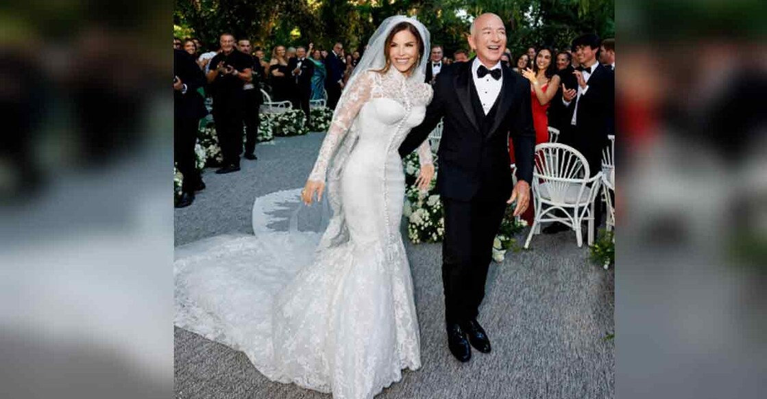 Amazon tycoon Jeff Bezos and Lauren Sanchez during their wedding in Venice. Photo: Instagram/laurensanchezbezos

