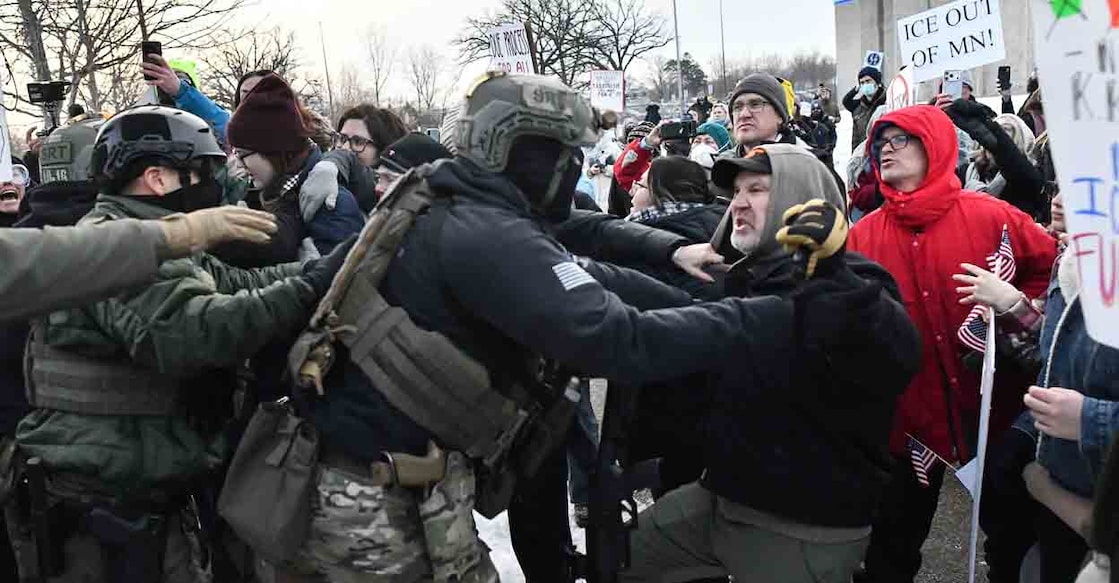 Protestors clash with federal agents outside the Bishop Henry Whipple Federal Building in Saint Paul, Minnesota, on January 8, 2026. Photo: AFP
