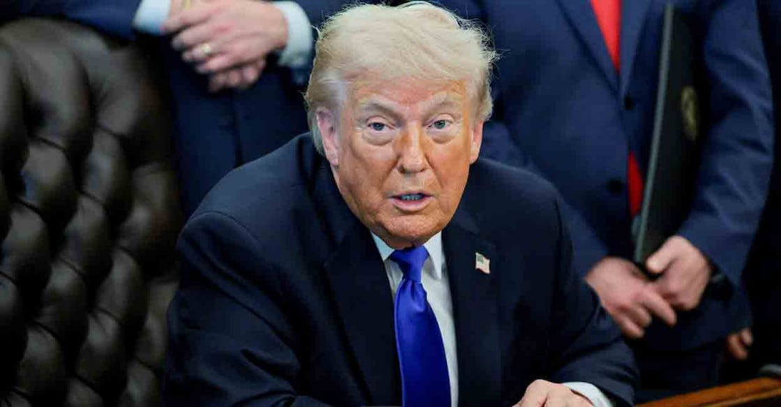 U.S. President Donald Trump takes questions from the media after signing an executive order in the Oval Office at the White House in Washington, D.C., U.S., April 30, 2026. Photo: REUTERS/Jonathan Ernst